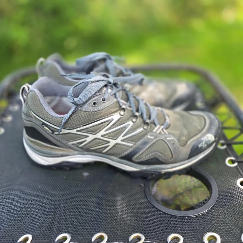 The North Face Ultra 109 GTX Mens 11.5 Gore-Tex Hiking Shoes Gray Green Gorpcore